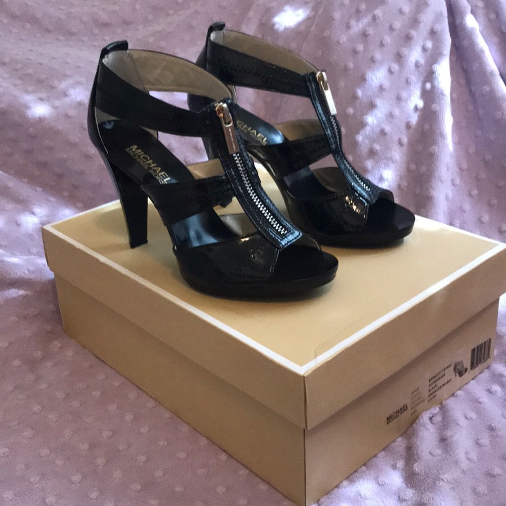 Michael Kors Berkley Sandals